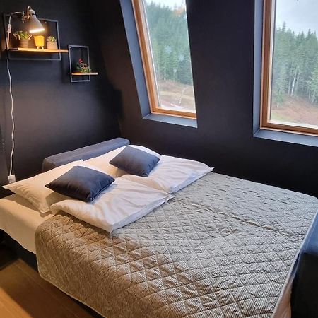 Apartman Winter パレ エクステリア 写真