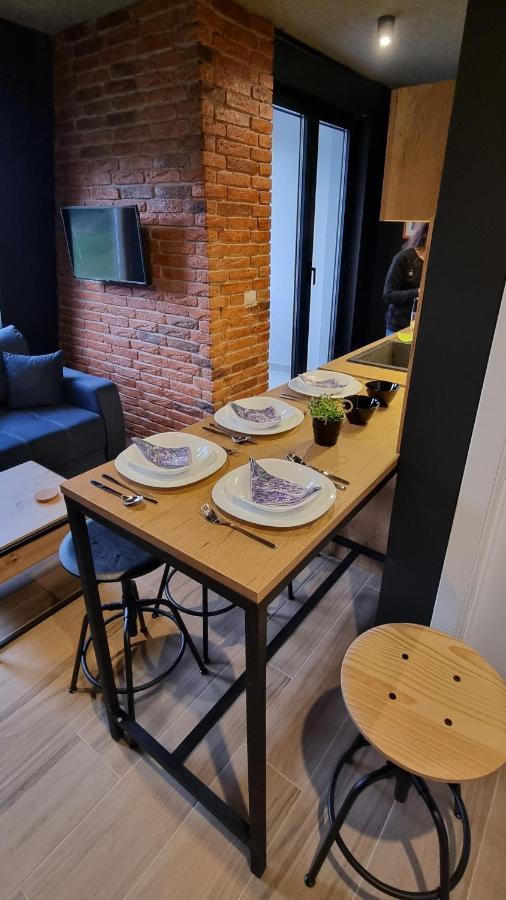 Apartman Winter パレ エクステリア 写真